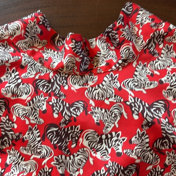 JB by Julie Brown Red Zebra 🦓 Print Blouse/ Size 8 - Picture 2 of 8